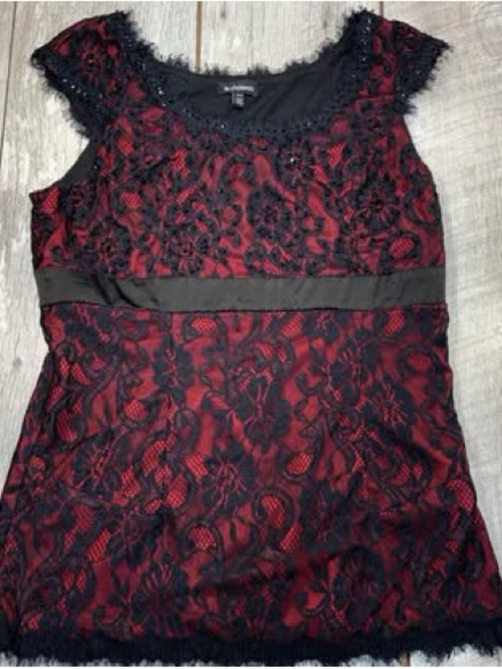 Le chateau women’s sleeveless dressy gothic shirt medium